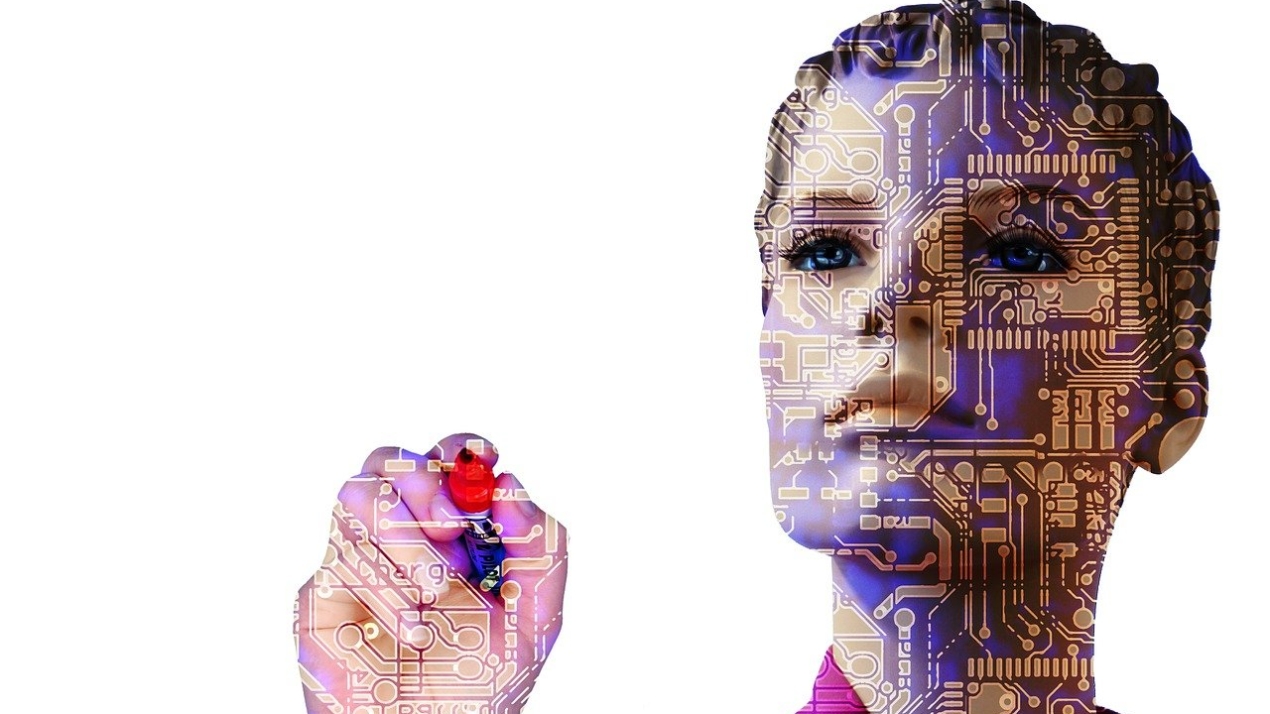 Robot Natural vs Artificial Intelligence